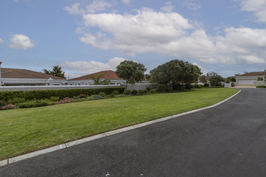 To Let 3 Bedroom Property for Rent in Somerset Ridge Western Cape